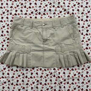 American Eagle Women’s Pleated Khaki Vintage Mini Skirt - Size 12